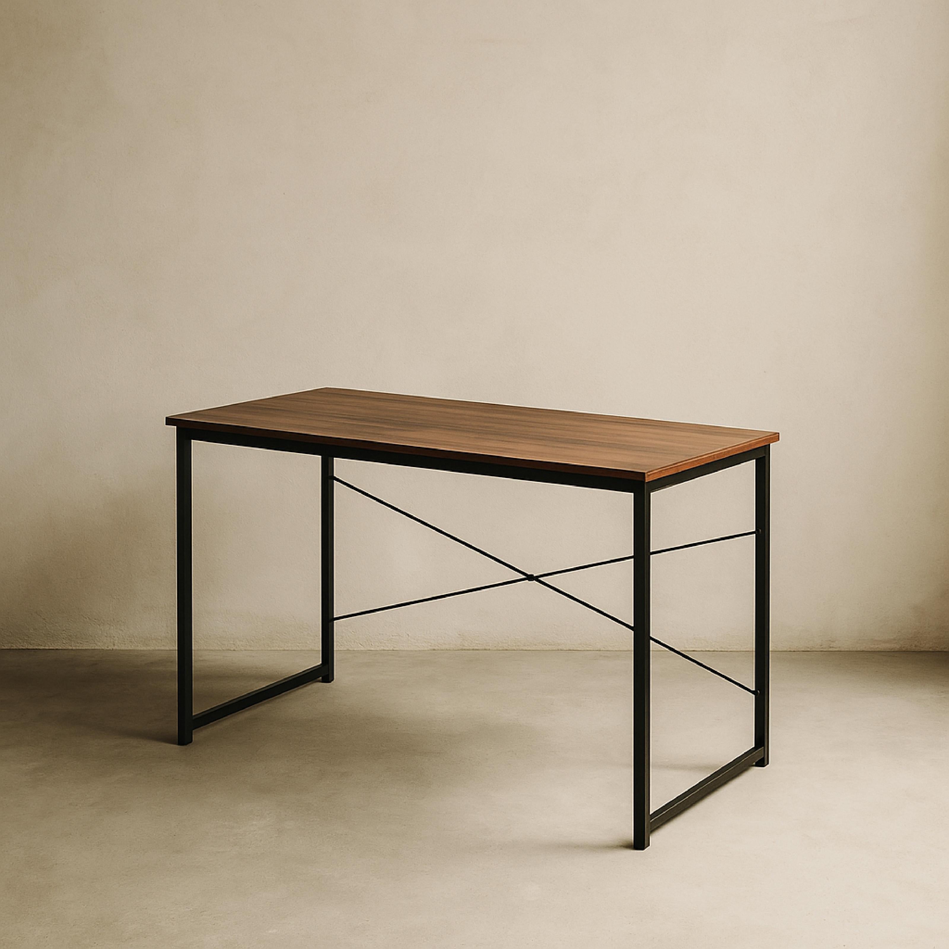 Translation missing: en.Desks &amp; Workspaces: Desks & Workspaces